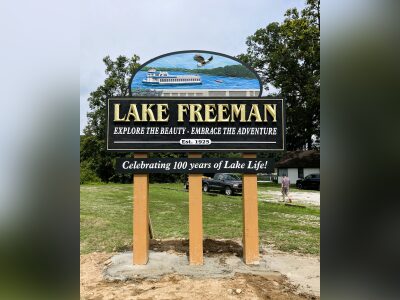 Lake Freeman Centennial sign officially unveiled by Enjoy White County